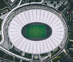 开云入口-公元2024，当C罗让诺坎普沉默，足球在拥抱中找回纯粹，C罗让诺坎普沉默，足球在拥抱中重生